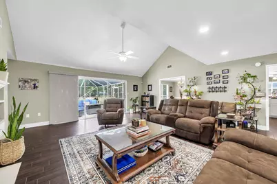 928 The Masters Boulevard, Shalimar, FL 32579 - Photo 8
