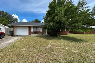 113 NW Memorial Pkwy, Fort Walton Beach, FL 32548 - Photo 1