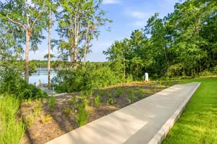172 Blue Pond Cir, Ponce de Leon, FL 32455 - Photo 8