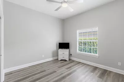 1517 Glenlake Circle, Niceville, FL 32578 - Photo 38