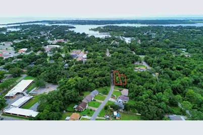 107 N Jamaica Street, Pensacola, FL 32507 - Photo 2