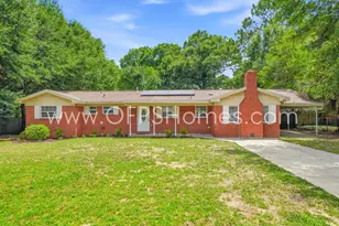 127 Judith Dr, Valparaiso, FL 32580 - Photo 2