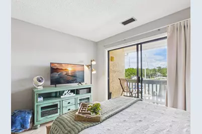 300 Yacht Club Drive #15, Niceville, FL 32578 - Photo 8