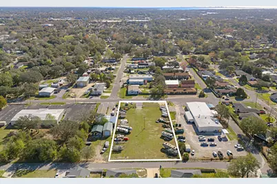 706 Edge Street #b, Fort Walton Beach, FL 32547 - Photo 2