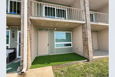 210 Pelham Road #8B, Fort Walton Beach, FL 32547 - Photo 2
