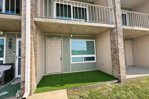 210 Pelham Rd, Fort Walton Beach, FL 32547 - Photo 2