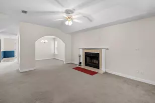 188 Wright Cir, Niceville, FL 32578 - Photo 8