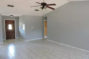 215 Grand Prix Dr, Crestview, FL 32536 - Photo 4