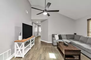 910 Linden Ave, Niceville, FL 32578 - Photo 6