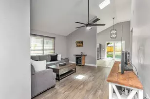 910 Linden Ave, Niceville, FL 32578 - Photo 8