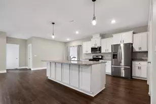 1110 Shoal River Dr, Crestview, FL 32539 - Photo 6