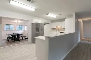 203 22nd St, Niceville, FL 32578 - Photo 1