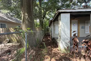 3712 W Gonzalez St, Pensacola, FL 32505 - Photo 10