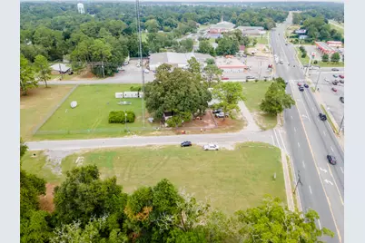 778 N Ferdon Boulevard, Crestview, FL 32536 - Photo 12