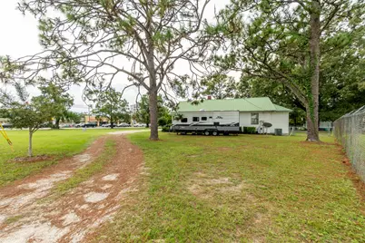 778 N Ferdon Boulevard, Crestview, FL 32536 - Photo 52