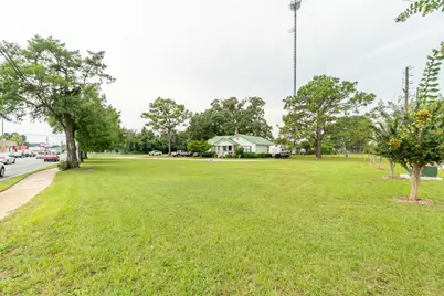 778 N Ferdon Boulevard, Crestview, FL 32536 - Photo 50
