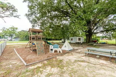 778 N Ferdon Boulevard, Crestview, FL 32536 - Photo 58