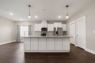 1110 Shoal River Dr, Crestview, FL 32539 - Photo 6