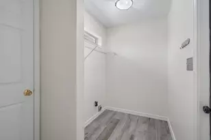 6813 Avenida De Galvez, Navarre, FL 32566 - Photo 28