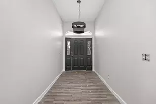 226 Trish Dr, Crestview, FL 32536 - Photo 2
