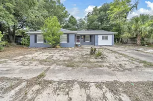 627 Ferretti Ave, Fort Walton Beach, FL 32547 - Photo 1