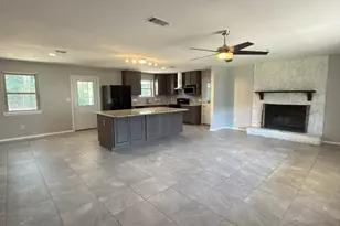 8911 Fullham Ct, Pensacola, FL 32534 - Photo 2
