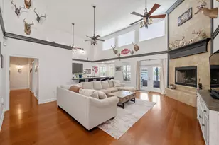 553 Cove Dr, Fort Walton Beach, FL 32547 - Photo 20