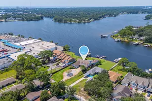 553 Cove Dr, Fort Walton Beach, FL 32547 - Photo 10