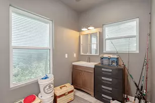 553 Cove Dr, Fort Walton Beach, FL 32547 - Photo 64