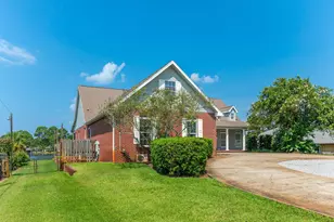 553 Cove Dr, Fort Walton Beach, FL 32547 - Photo 82