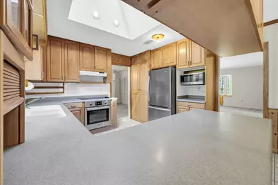324 NW Lake Drive, Fort Walton Beach, FL 32548 - Photo 24