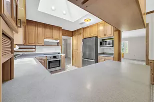 324 NW Lake Dr, Fort Walton Beach, FL 32548 - Photo 24