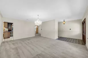 324 NW Lake Dr, Fort Walton Beach, FL 32548 - Photo 28