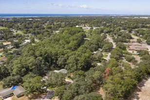 324 NW Lake Dr, Fort Walton Beach, FL 32548 - Photo 14