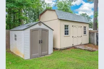 1734 Bayshore Drive, Niceville, FL 32578 - Photo 36