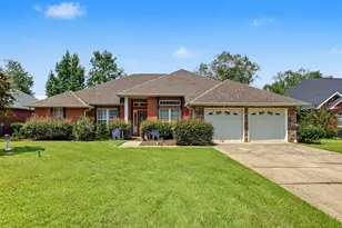 5732 Dunbar Cir, Milton, FL 32583 - Photo 1