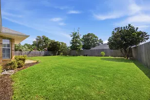 2176 Bromly Dr, Navarre, FL 32566 - Photo 72