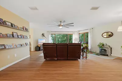 5845 White Oak Drive, Crestview, FL 32539 - Photo 6