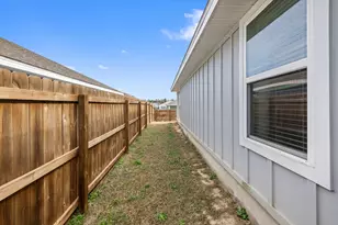 211 Laurel Hl St, Crestview, FL 32539 - Photo 50
