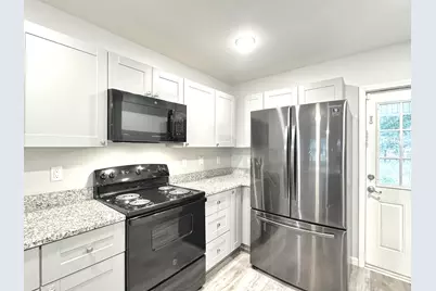 704 E Chestnut Avenue, Crestview, FL 32539 - Photo 8