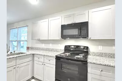 704 E Chestnut Avenue, Crestview, FL 32539 - Photo 10