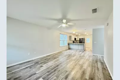 704 E Chestnut Avenue, Crestview, FL 32539 - Photo 2