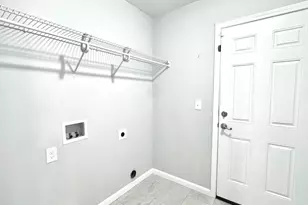 704 E Chestnut Ave, Crestview, FL 32539 - Photo 30
