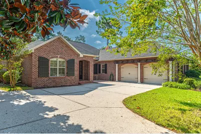 300 Grove Park Drive, Niceville, FL 32578 - Photo 1