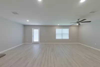 416 Monarch Lane, Pensacola, FL 32503 - Photo 6
