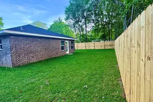 502 E Bowers Ave, Crestview, FL 32539 - Photo 24
