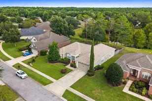 239 Mango Ln, Freeport, FL 32439 - Photo 2