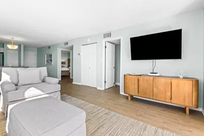 30 Moreno Point Road #206B, Destin, FL 32541 - Photo 6