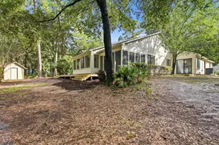 1307 Windward Cir, Niceville, FL 32578 - Photo 40