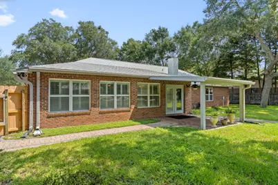 6805 Avenida De Galvez, Navarre, FL 32566 - Photo 36
